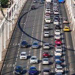 ¿Tienes un coche diésel o gasolina? El plan de la UE con los nuevos combustibles y tu póliza